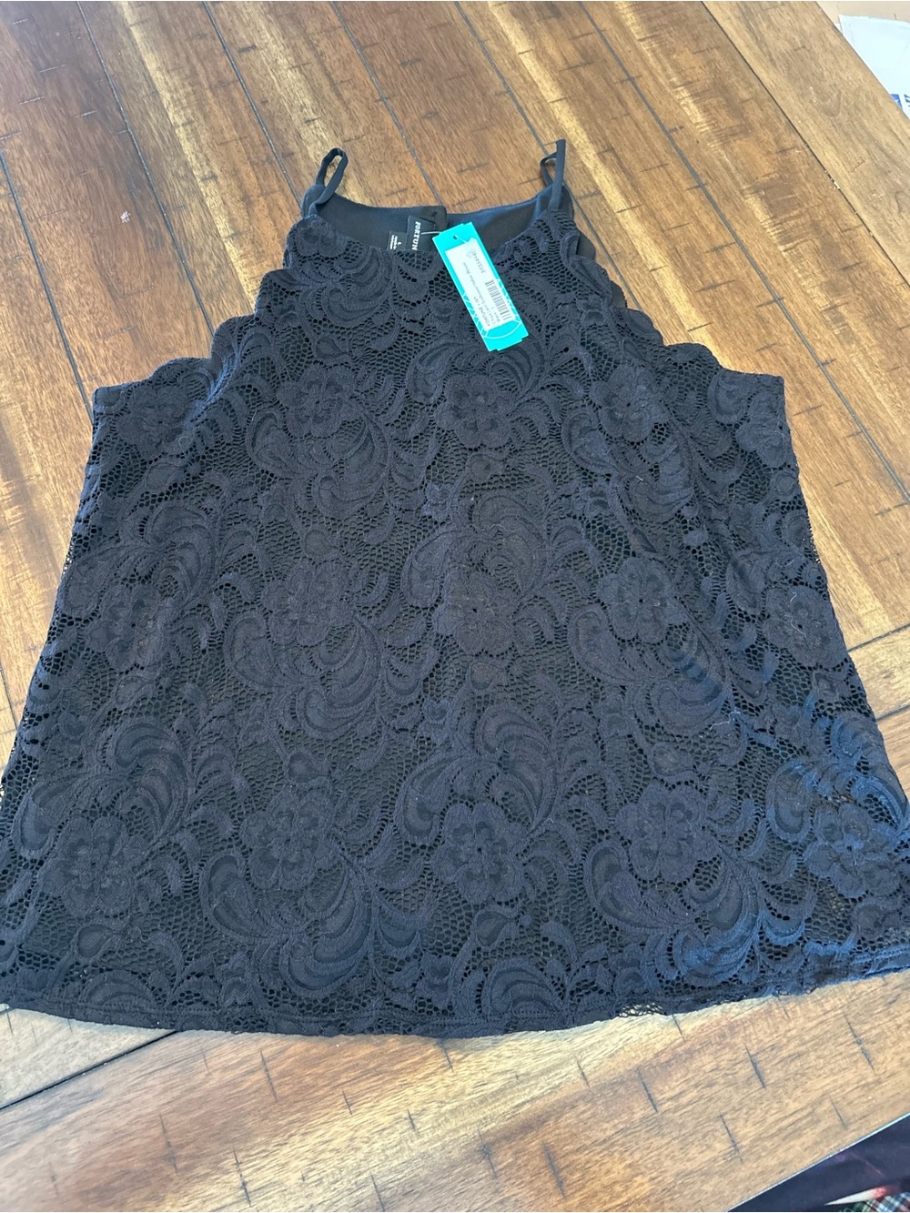 NWT Fortune + Ivy Black Lace Halter Top Scalloped Tank Size L